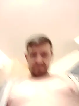 Snapshot of Bazza199 chatting on March 23, 6:39 am Bazza199 online show from March 23, 6:39 am