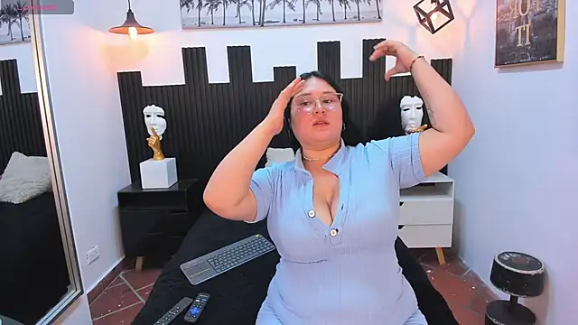 sienna cavalli online show from April 17, 12:41 pm