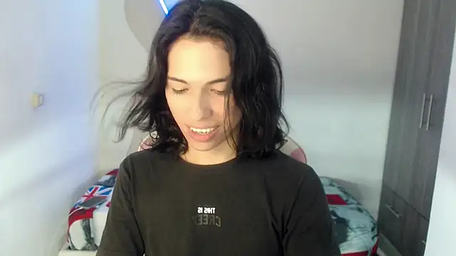 Larry craft online show from April 8, 9:26 pm