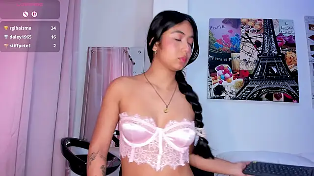 KimTaylorW online show from March 28, 3:11 pm