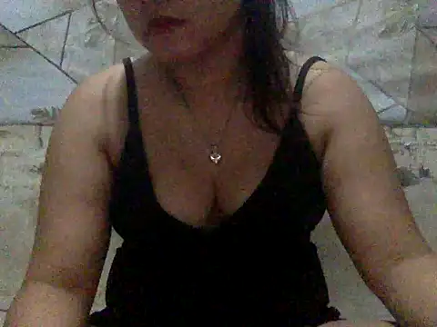 thealovesyou online show from May 18, 4:18 am
