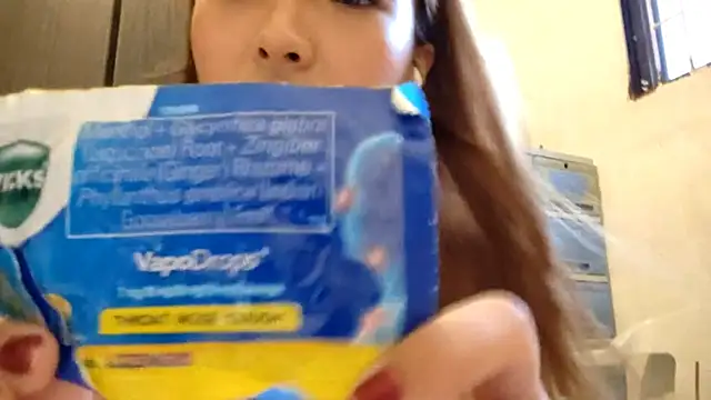 EllieCoconut001 online show from June 18, 10:19 am