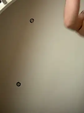 Snapshot of szok123 chatting on February 25, 12:09 am szok123 online show from February 25, 12:09 am