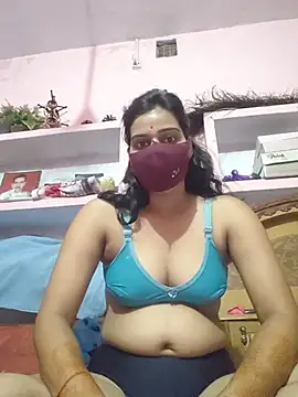 Snapshot of Poonam_bhoji chatting on June 18, 7:29 pm Poonam bhoji online show from June 18, 7:29 pm