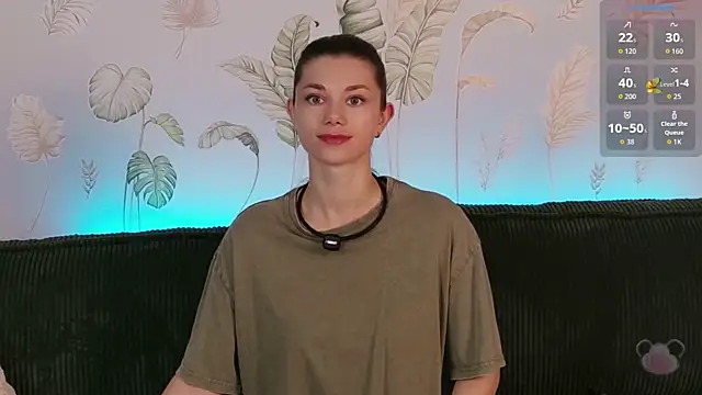 Snapshot of _Eva_Vibe_ chatting on July 1, 7:43 am Eva Vibe online show from July 1, 7:43 am