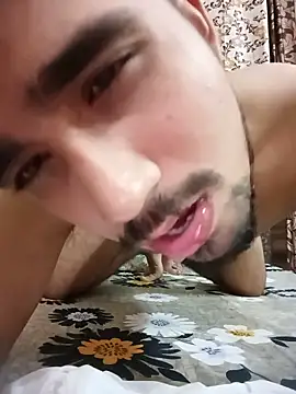 Snapshot of big_indiancock chatting on June 4, 6:58 pm big indiancock online show from June 4, 6:58 pm