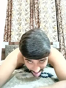 Snapshot of big_indiancock chatting on June 9, 6:52 pm big indiancock online show from June 9, 6:52 pm