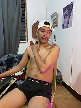 Snapshot of asian_darlingcummersxXx chatting on April 24, 8:00 pm asian darlingcummersxXx online show from April 24, 8:00 pm