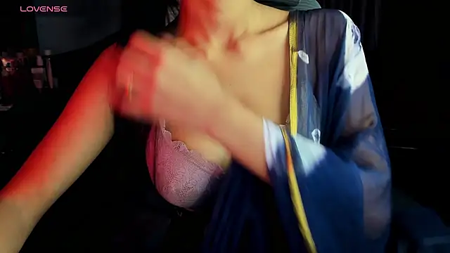 Lusty Lua online show from May 23, 5:17 pm
