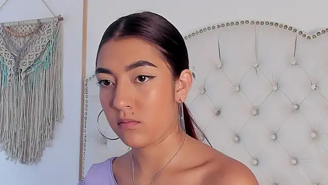 Sara funy online show from February 26, 1:10 pm