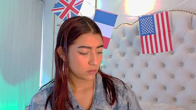 Snapshot of Sara_funy chatting on July 4, 11:49 am Sara funy online show from July 4, 11:49 am
