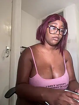 Snapshot of sweetzberri2 chatting on February 27, 3:01 pm sweetzberri2 online show from February 27, 3:01 pm