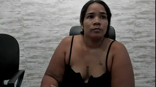 Snapshot of mariana_villa72 chatting on June 5, 1:17 pm mariana villa72 online show from June 5, 1:17 pm