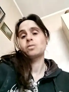 Snapshot of Stellary3752 chatting on April 22, 10:28 am Stellary3752 online show from April 22, 10:28 am