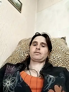 Snapshot of Stellary3752 chatting on April 23, 10:03 am Stellary3752 online show from April 23, 10:03 am