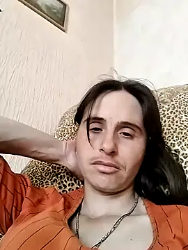 Snapshot of Stellary3752 chatting on May 6, 10:20 am Stellary3752 online show from May 6, 10:20 am
