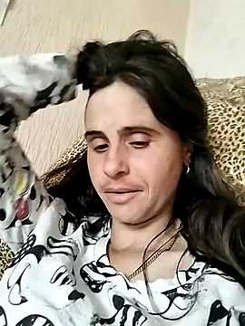 Snapshot of Stellary3752 chatting on May 9, 9:14 am Stellary3752 online show from May 9, 9:14 am