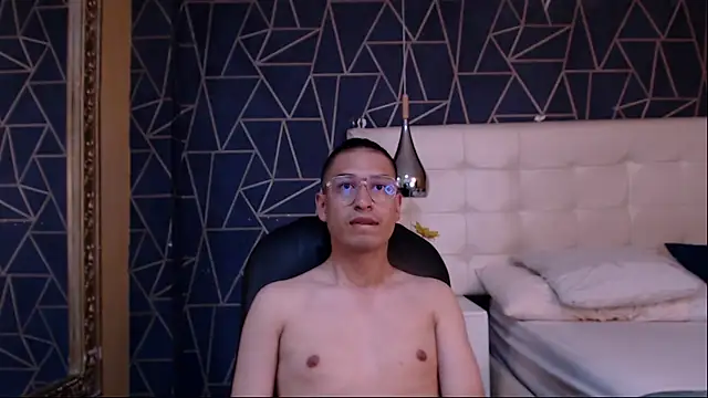 EriickFerrer online show from February 27, 6:02 am