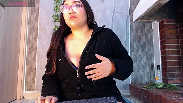 anyela donecm online show from March 19, 7:29 pm