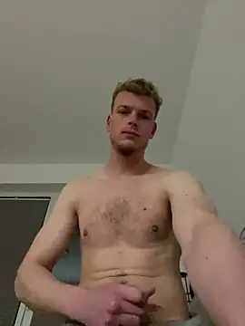Snapshot of Dencchikk22 chatting on May 26, 8:27 pm Dencchikk22 online show from May 26, 8:27 pm