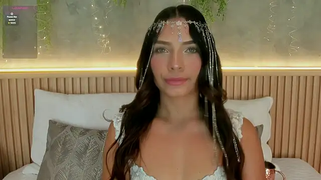 Snapshot of Lia_Montclair chatting on June 26, 12:20 pm Lia Montclair online show from June 26, 12:20 pm