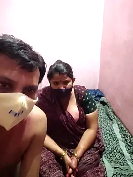 gujjuhotcouple online show from March 4, 5:19 pm