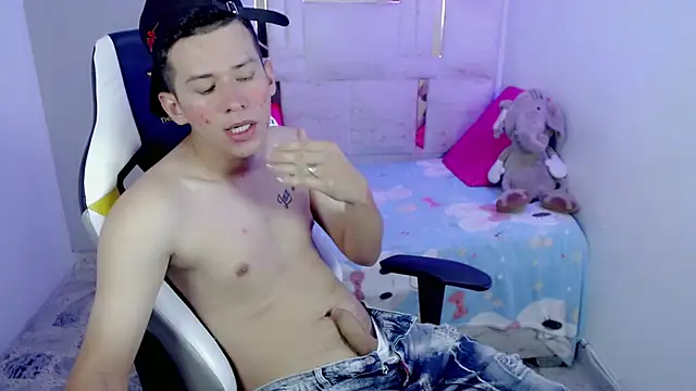 Stevan andrez  online show from March 10, 12:54 pm