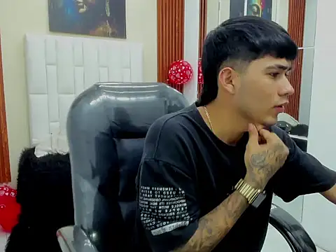 Thiago collinss online show from February 26, 9:58 pm