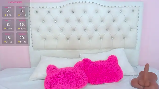 Snapshot of rubi_millerr chatting on May 28, 8:50 pm rubi millerr online show from May 28, 8:50 pm