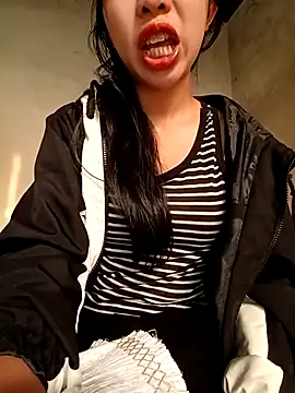 Snapshot of eanna88 chatting on April 21, 11:51 pm eanna88 online show from April 21, 11:51 pm