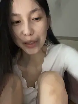 Snapshot of DD-5200 chatting on February 25, 1:10 pm DD-5200 online show from February 25, 1:10 pm