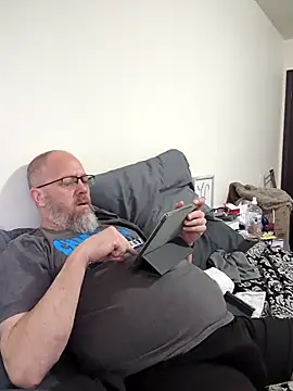 Snapshot of WorthingtonM3 chatting on May 1, 8:13 pm WorthingtonM3 online show from May 1, 8:13 pm