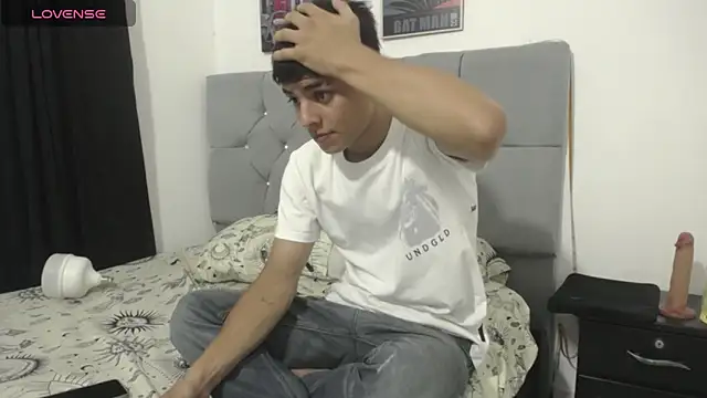 Snapshot of Logan_Jhonson19 chatting on February 28, 2:56 am Logan Jhonson19 online show from February 28, 2:56 am