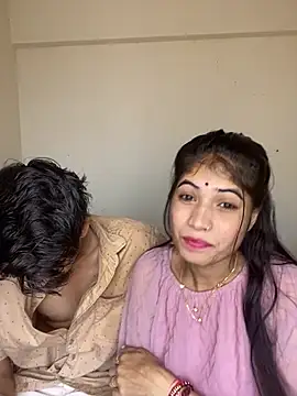 LOVELUST02 online show from March 28, 7:30 am