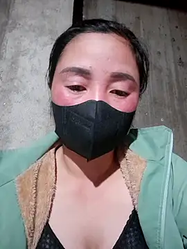 Snapshot of zanh99 chatting on February 28, 1:01 pm zanh99 online show from February 28, 1:01 pm