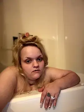 DaddysLakieBaby online show from April 12, 8:19 am