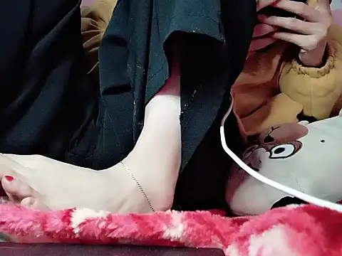 Snapshot of Angela203 chatting on February 26, 12:04 pm Angela203 online show from February 26, 12:04 pm