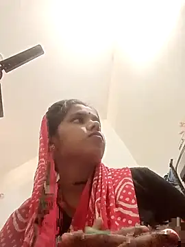 Hot chani online show from April 3, 7:39 am