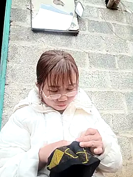 lyly sexx online show from March 4, 9:04 am