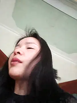 Ivy Trix2 online show from March 4, 3:12 am