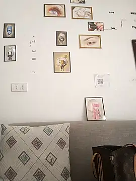 Ivy Trix2 online show from March 19, 2:48 am