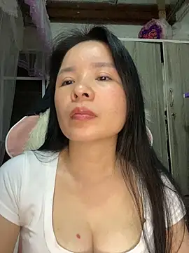 Ivy Trix2 online show from March 22, 1:03 pm