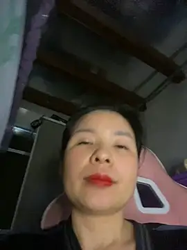 Ivy Trix2 online show from May 25, 5:13 am