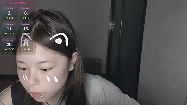 F-Yihao online show from April 7, 9:21 am