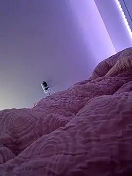 Snapshot of Averyleig chatting on February 25, 12:59 pm Averyleig online show from February 25, 12:59 pm