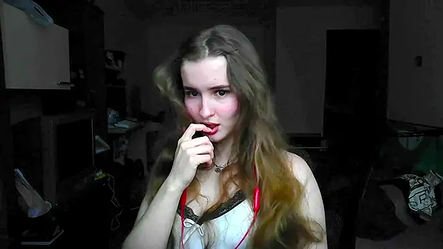 Snapshot of Adelinevibe chatting on March 1, 7:10 am Adelinevibe online show from March 1, 7:10 am