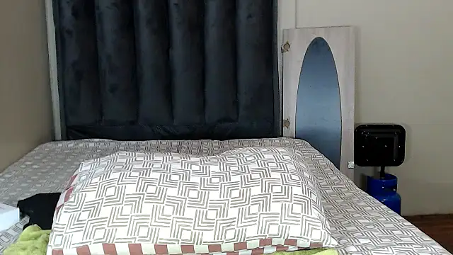 LexyDiana online show from April 19, 6:13 am