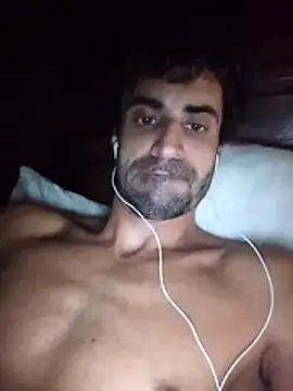 Snapshot of pacheco9595 chatting on July 1, 1:29 am pacheco9595 online show from July 1, 1:29 am
