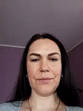 AmyLove471 online show from April 13, 1:05 pm