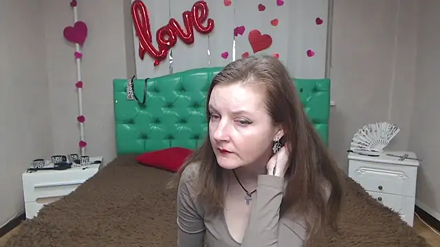 MeganPirs online show from March 6, 6:04 pm